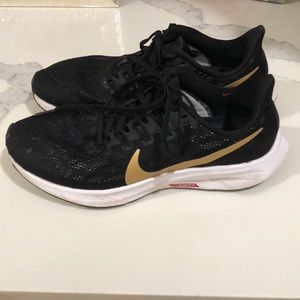 Nike air Pegasus zoom size 8 1/2